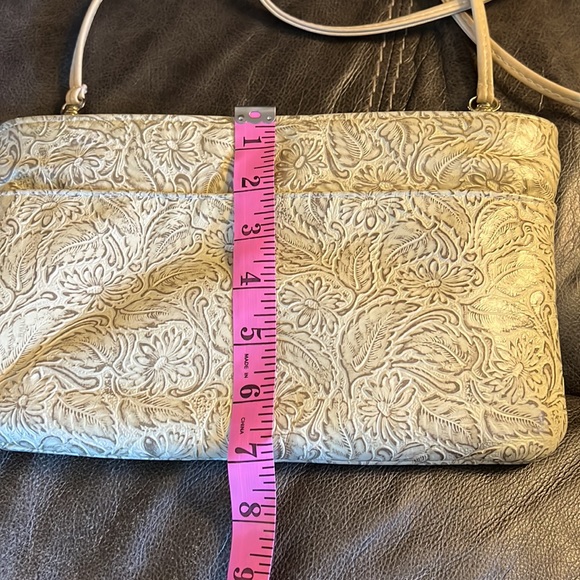 Dove Cream Handbag - Picture 5 of 7
